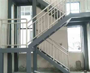 钢结构消防楼梯（2）